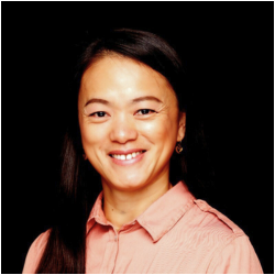 Suzanne Smith Headshot