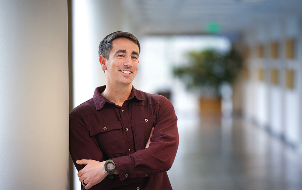 Portrait of Iain Turnbull, a student in the Global Executive MBA program at The Fuqua School of Business.